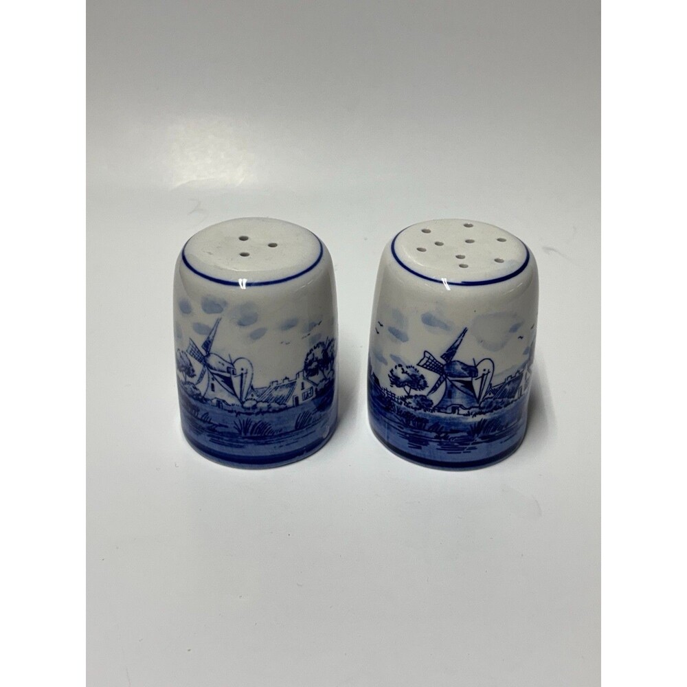 Vintage Delft Blue Hand Painted Dutch Windmill Salt & Pepper Shakers Holland set
